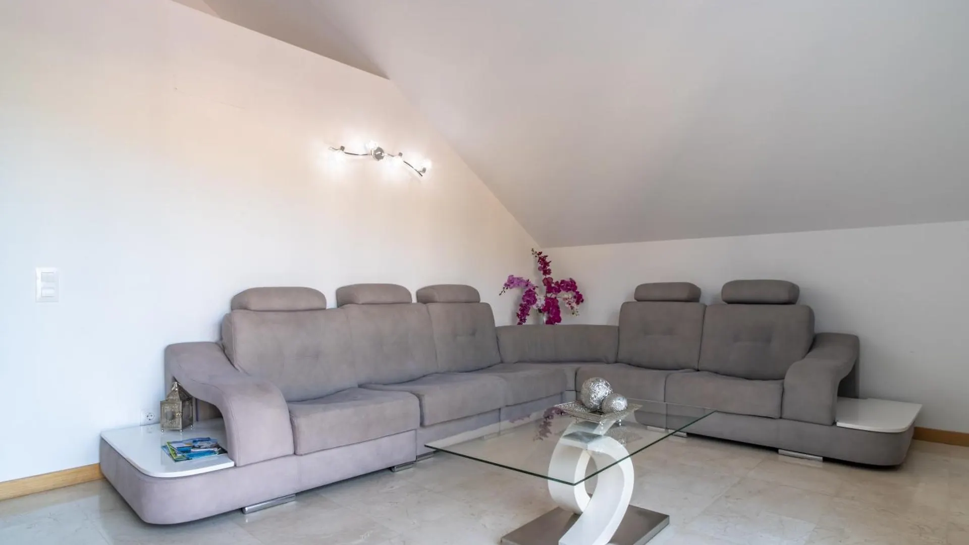 Living Penthouse Apart. Apartment Funchal  Portugal