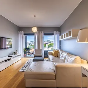 Green Apartment Apartment